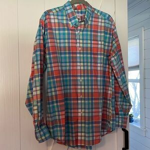 Southern Tide men’s button-up size L-you’ll be a standout wearing this!!